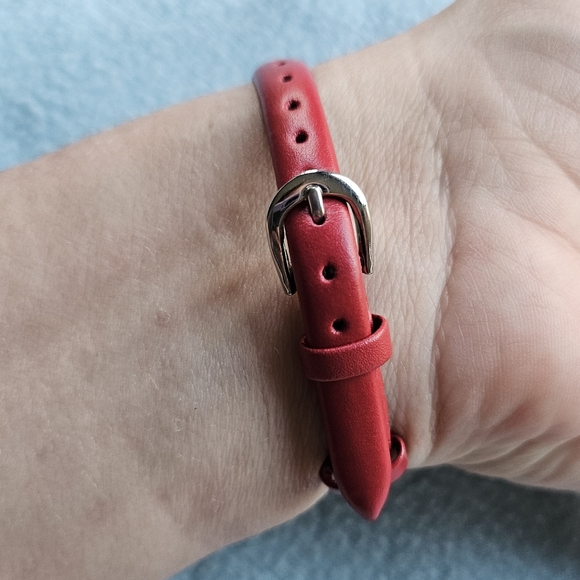 Avon Diamond Accent Watch, Mother of Pearl Dial, Red, Silver, NWT - Picture 4 of 14